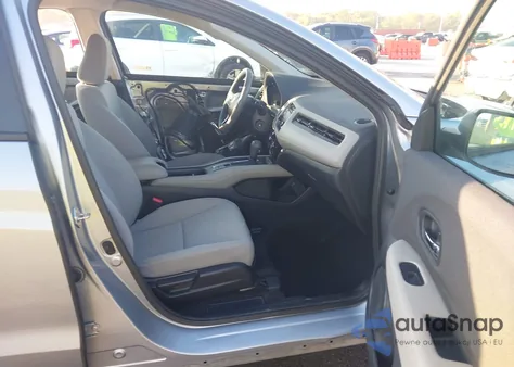 2019 Honda Hr-V Lx from USA, damaged, VIN 3CZRU6H31KG716881